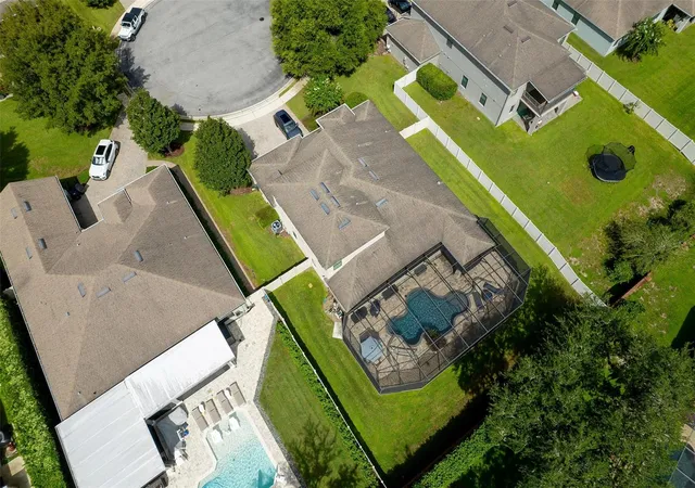 Photo 4 of Sale Pending at 309 Bellview Pl, Sanford, FL 32771 | MLS# O6438426 | Listing updated on 2026-09-16
