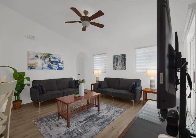 Photo 3 of Single family home for sale at 470 Paradise Woods Ct, Davenport, FL 33896 | MLS# S5156782 | Listing updated on 2026-10-01