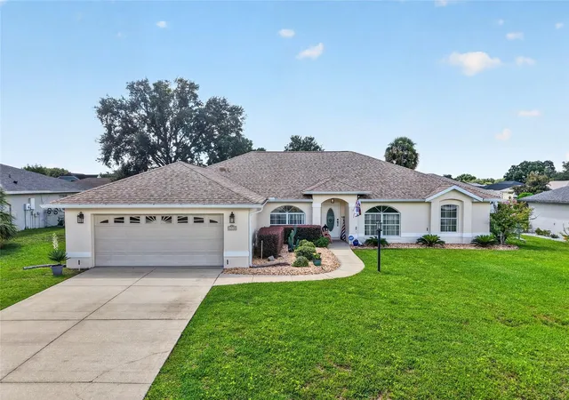 Photo 4 of Single family home for sale at 4732 NW 34th Place, Ocala, FL 34482 | MLS# OM731529 | Listing updated on 2026-09-25