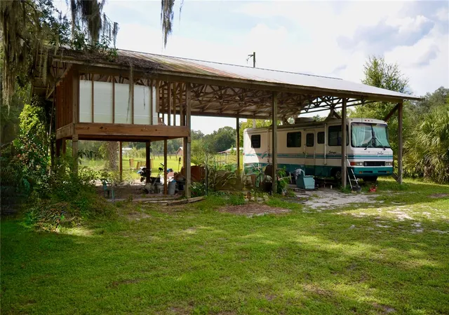 Photo 4 of Single family home for sale at 14202 SE 173rd Place, Hawthorne, FL 32640 | MLS# GC543192 | Listing updated on 2026-10-08
