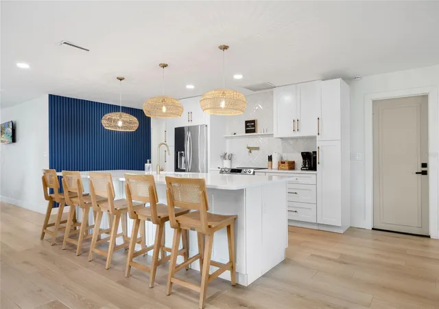 Photo 3 of Single family home for sale at 43 Capistrano Dr, Ormond Beach, FL 32176 | MLS# V4951073 | Listing updated on 2026-09-30