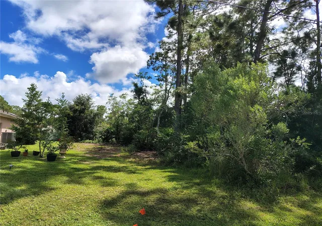 Photo 1 of Land for sale at 8 Ryding Ln, Palm Coast, FL 32164 | MLS# FC321163 | Listing updated on 2026-09-15