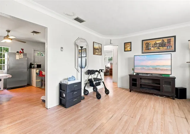 Photo 4 of Single family home for sale at 3563 23rd Avenue N, Saint Petersburg, FL 33713 | MLS# TB8544782 | Listing updated on 2026-09-16