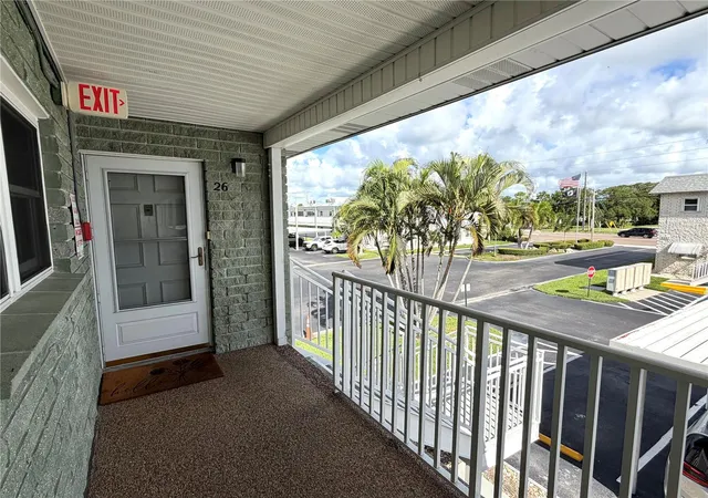 Photo 2 of Condo for sale at 5287 81st Street N #26, Saint Petersburg, FL 33709 | MLS# TB8544784 | Listing updated on 2026-09-05