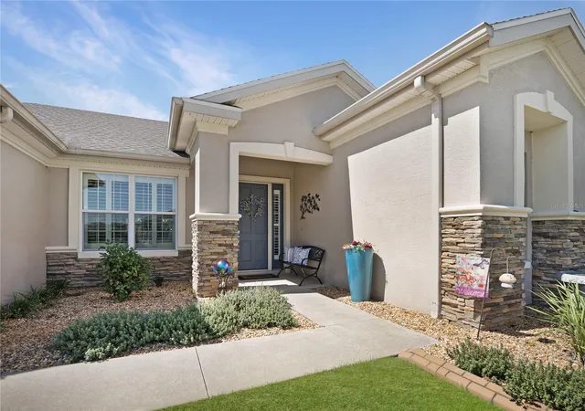 Photo 2 of Single family home for sale at 9479 Sw 71st Loop, Ocala, FL 34481 | MLS# OM731533 | Listing updated on 2026-09-04