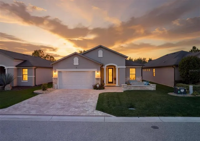 Photo 2 of Single family home for sale at 9427 Sw 70th Loop, Ocala, FL 34481 | MLS# OM731534 | Listing updated on 2026-09-04