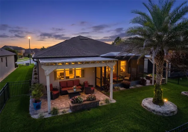 Photo 3 of Single family home for sale at 9427 Sw 70th Loop, Ocala, FL 34481 | MLS# OM731534 | Listing updated on 2026-09-04