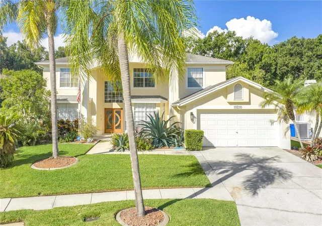 Single family home for sale at 10210 Vista Pointe Dr, TAMPA, FL 33635 | MLS# TB8544812