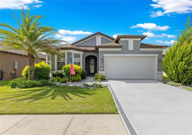 Photo 1 of Single family home for sale at 9562 Sw 63rd Loop, Ocala, FL 34481 | MLS# OM731542 | Listing updated on 2026-09-04