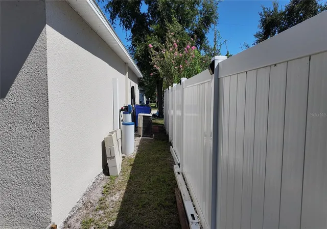Photo 3 of Single family home for sale at 1801 Montague Dr, Saint Cloud, FL 34769 | MLS# S5156801 | Listing updated on 2026-09-04