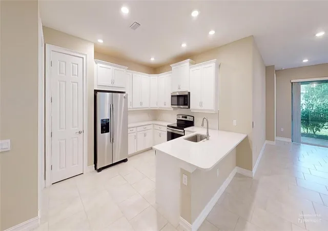Photo 3 of Single family home for sale at 139 Ibiza Loop, Venice, FL 34292 | MLS# N6145596 | Listing updated on 2026-09-27