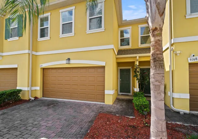 Photo 1 of Townhouse for sale at 9174 Tecumseh Dr, Orlando, FL 32825 | MLS# R4911915 | Listing updated on 2026-09-20