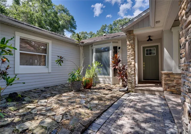 Photo 3 of Single family home for sale at 12511 Palomino Ct, Tampa, FL 33626 | MLS# TB8544830 | Listing updated on 2026-10-05