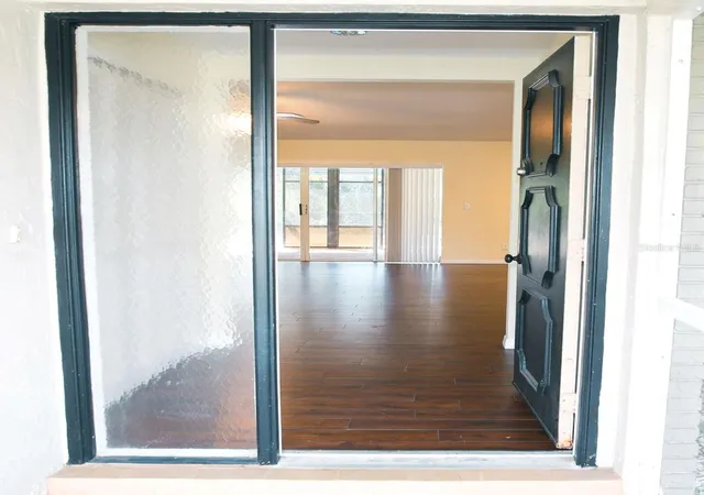 Photo 3 of Single family home for sale at 5726 Timber Lake Dr, Sarasota, FL 34243 | MLS# A4704830 | Listing updated on 2026-09-29