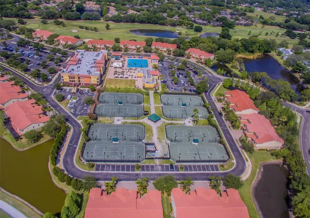 Listing Photo 2 - Condo for sale in building located at 14225 Cypress Cir, TAMPA, FL 33618 - Unit #14225