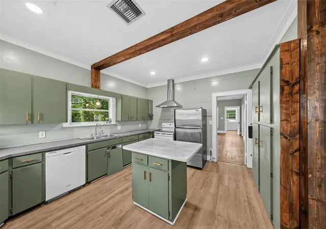 Photo 3 of Single family home for sale at 1203 King Ave, Lakeland, FL 33803 | MLS# O6438518 | Listing updated on 2026-09-25