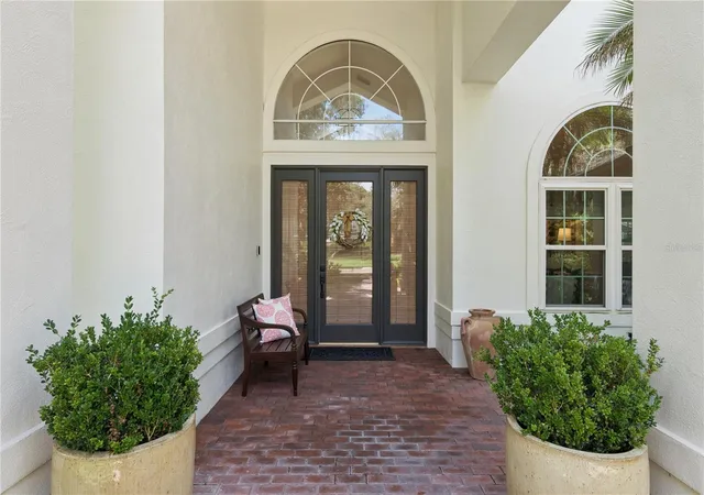 Photo 3 of Single family home for sale at 395 Eagle Crk Cir, Lake Mary, FL 32746 | MLS# O6438519 | Listing updated on 2026-09-13