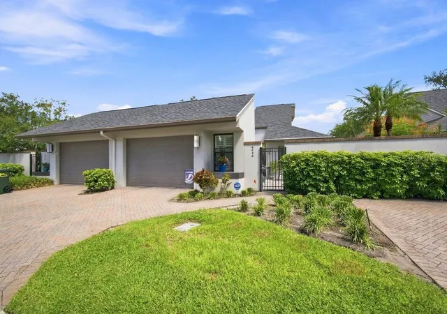Photo 2 of Single family home for sale at 8643 Piper Ln, Seminole, FL 33777 | MLS# TB8544852 | Listing updated on 2026-09-15