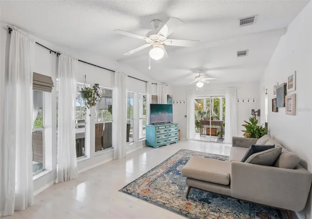 Photo 4 of Manufactured home for sale at 507 River View Ln, Tarpon Springs, FL 34689 | MLS# TB8544856 | Listing updated on 2026-09-29