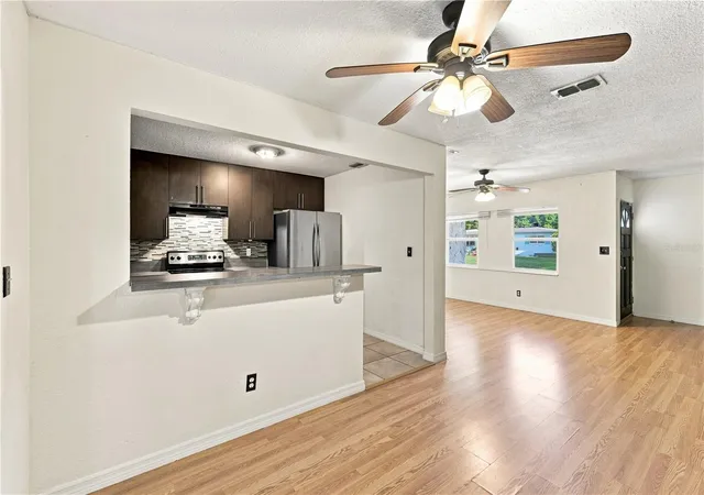 Photo 4 of Single family home for sale at 3410 Calumet Dr, Orlando, FL 32810 | MLS# O6438537 | Listing updated on 2026-09-20
