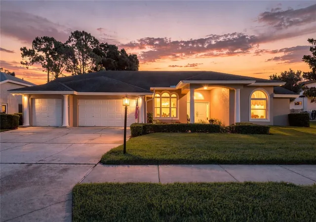 Photo 2 of Single family home for sale at 679 Litchfield Ln, Dunedin, FL 34698 | MLS# A4704853 | Listing updated on 2026-09-20