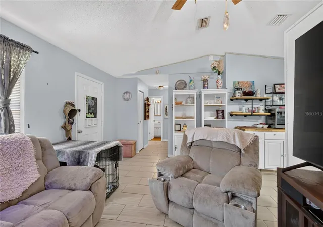 Photo 4 of Single family home for sale at 11305 SE 76th Avenue, Belleview, FL 34420 | MLS# G5117299 | Listing updated on 2026-09-04