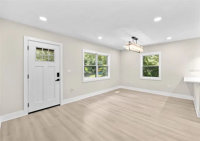 Photo 4 of Single family home for sale at 1104 S Lois Ave, Tampa, FL 33629 | MLS# TB8544889 | Listing updated on 2026-10-21