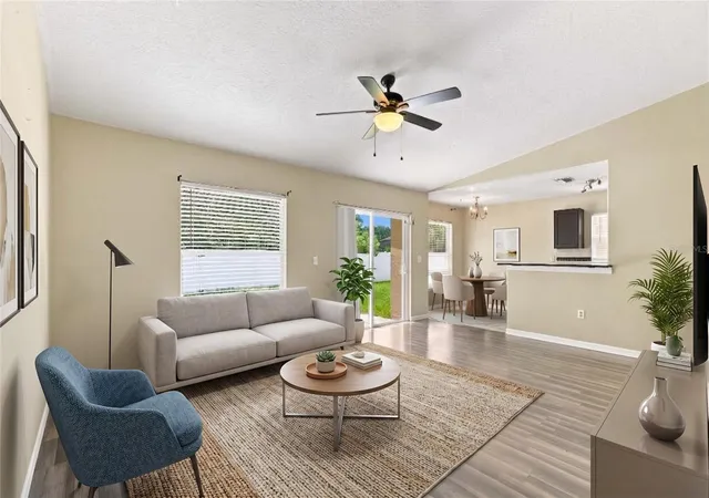Photo 4 of Single family home for sale at 930 Derbyshire Dr, Kissimmee, FL 34758 | MLS# S5156815 | Listing updated on 2026-10-15