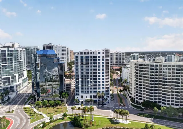 Condo for sale at 1233 N Gulfstream Ave #401, SARASOTA, FL 34236 | MLS# A4704861