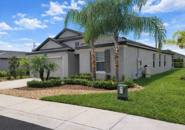 Photo 2 of Single family home for sale at 6785 Shelby Lynn Way, Zephyrhills, FL 33542 | MLS# TB8544898 | Listing updated on 2026-09-05