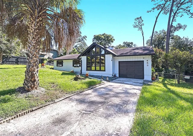Photo 3 of Single family home for sale at 453 Wilford Ave, Longwood, FL 32750 | MLS# O6438567 | Listing updated on 2026-10-02