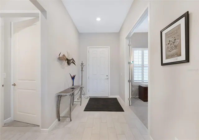 Photo 3 of Single family home for sale at 6048 Sw 86th Terrace Rd, Ocala, FL 34481 | MLS# OM731560 | Listing updated on 2026-09-17