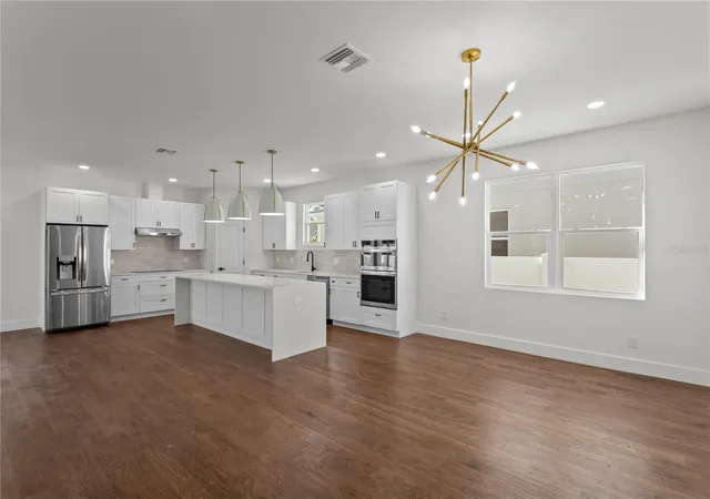 Photo 4 of Single family home for sale at 6828 S Desoto St, Tampa, FL 33616 | MLS# TB8544921 | Listing updated on 2026-10-24