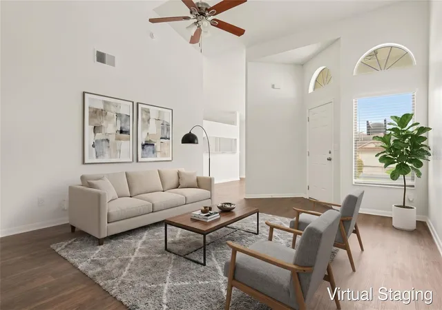 Photo 2 of Single family home for sale at 1097 Covington St, Oviedo, FL 32765 | MLS# O6438593 | Listing updated on 2026-10-05