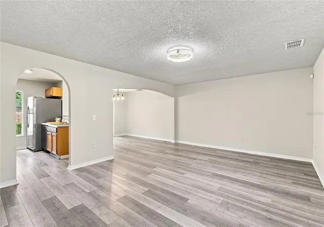 Photo 3 of Townhouse for sale at 9912 Ashburn Lake Dr, Tampa, FL 33610 | MLS# A4704875 | Listing updated on 2026-10-07