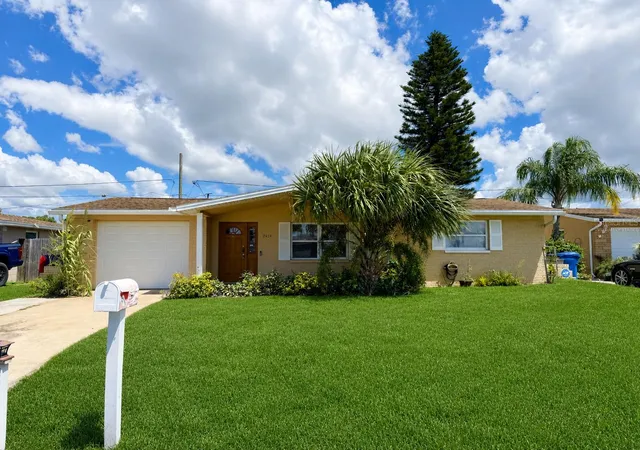 Photo 1 of Single family home for sale at 2414 Tahitian Dr, Holiday, FL 34691 | MLS# W7889142 | Listing updated on 2026-09-04