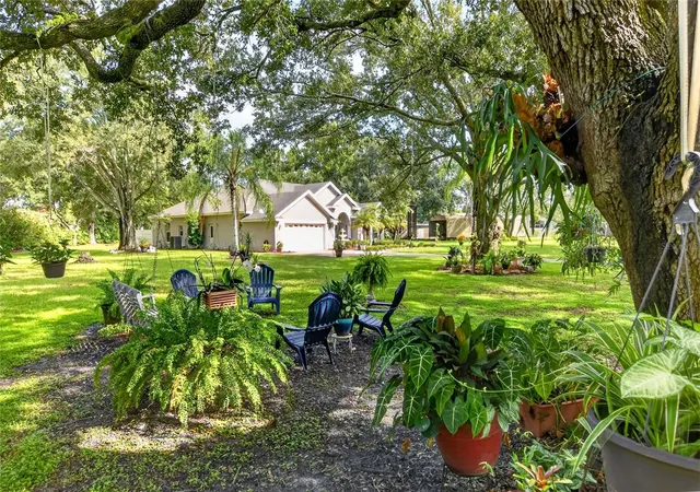Photo 4 of Single family home for sale at 4401 Chambliss Rd, Winter Haven, FL 33884 | MLS# L4964769 | Listing updated on 2026-09-14