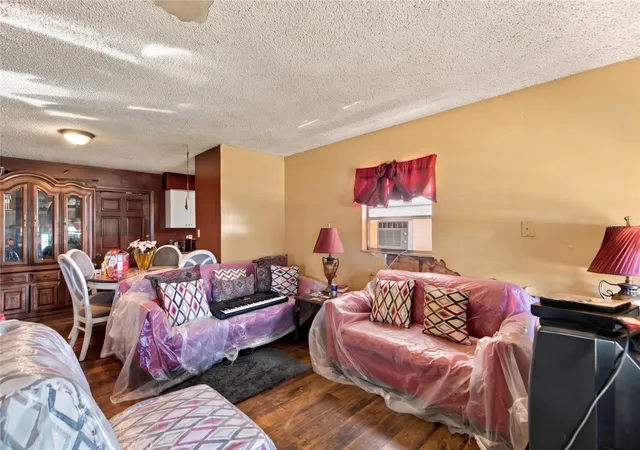 Photo 3 of Single family home for sale at 37317 Moceri Ave, Dade City, FL 33523 | MLS# TB8544934 | Listing updated on 2026-09-14
