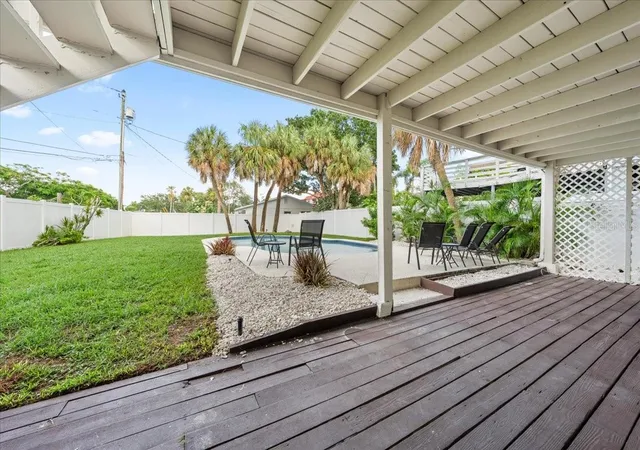 Photo 4 of Single family home for sale at 4675 Chancellor Cir NE, Saint Petersburg, FL 33703 | MLS# TB8544942 | Listing updated on 2026-10-16