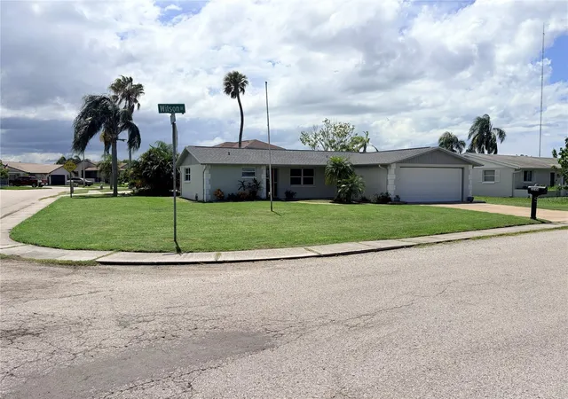 Photo 1 of Single family home for sale at 3544 Wilson Drive, Holiday, FL 34691 | MLS# W7889146 | Listing updated on 2026-10-09