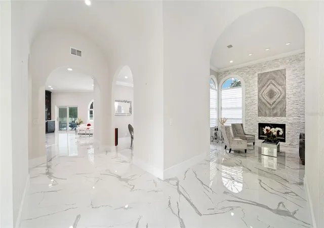 Photo 2 of Single family home for sale at 5050 Isleworth Country Clb Dr, Windermere, FL 34786 | MLS# O6438618 | Listing updated on 2026-09-05