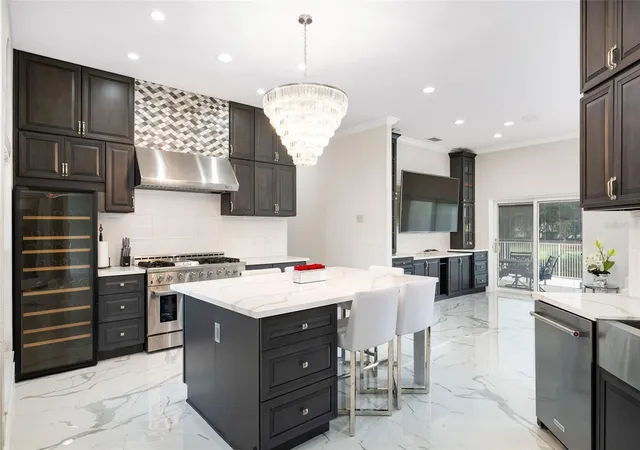 Photo 4 of Single family home for sale at 5050 Isleworth Country Clb Dr, Windermere, FL 34786 | MLS# O6438618 | Listing updated on 2026-09-05