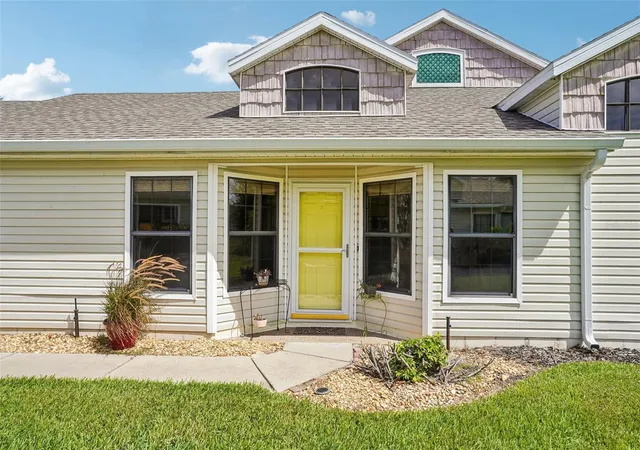 Photo 1 of Single family home for sale at 128 Baytree Blvd, Tavares, FL 32778 | MLS# G5117306 | Listing updated on 2026-10-09