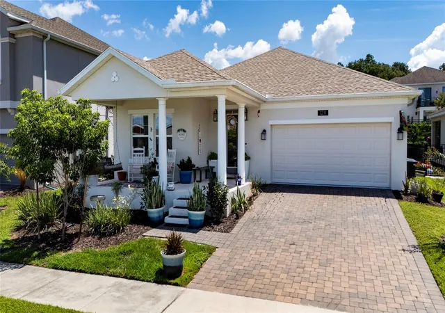 Photo 1 of Single family home for sale at 1211 Dora Parc Ln, Mount Dora, FL 32757 | MLS# S5156820 | Listing updated on 2026-09-05