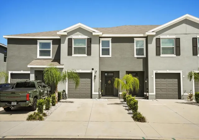 Photo 1 of Townhouse for sale at 170 Mangrove Shade Cir, Apollo Beach, FL 33572 | MLS# O6438624 | Listing updated on 2026-09-04