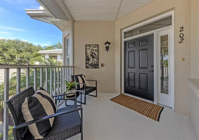 Photo 2 of Condo for sale at 107 Woodbridge Dr #202, Venice, FL 34293 | MLS# A4704885 | Listing updated on 2026-09-12