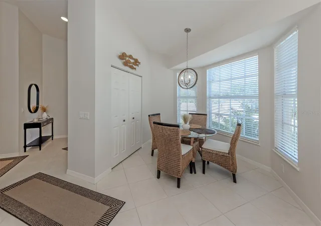 Photo 3 of Condo for sale at 107 Woodbridge Dr #202, Venice, FL 34293 | MLS# A4704885 | Listing updated on 2026-09-12