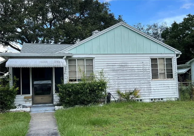 Photo 1 of Single family home for sale at 795 47th Avenue N, Saint Petersburg, FL 33703 | MLS# TB8544963 | Listing updated on 2026-09-05