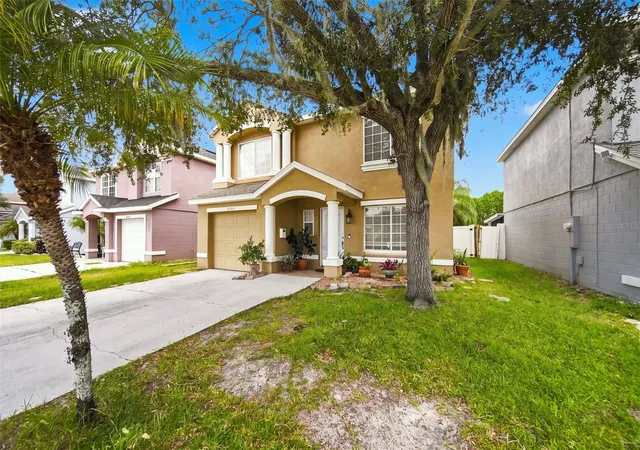 Photo 2 of Single family home for sale at 2448 Parsons Pond Cir, Kissimmee, FL 34743 | MLS# O6438640 | Listing updated on 2026-09-04