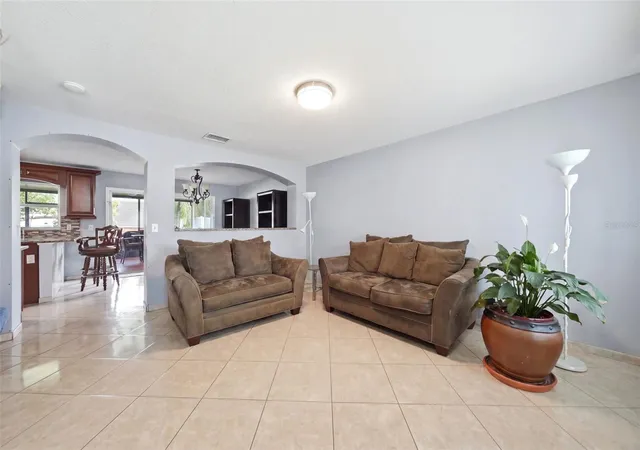 Photo 3 of Single family home for sale at 2448 Parsons Pond Cir, Kissimmee, FL 34743 | MLS# O6438640 | Listing updated on 2026-09-04